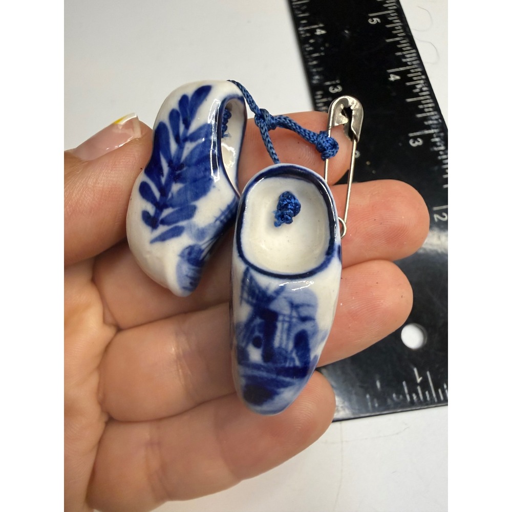Delft Blue Ceramic Miniature Dutch Clog Shoes Brooch Pin Windmill Hand Painted